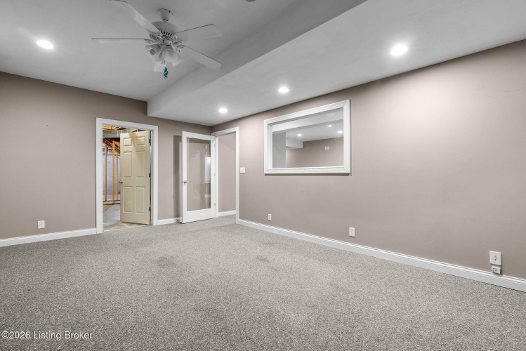 Listing Image 45