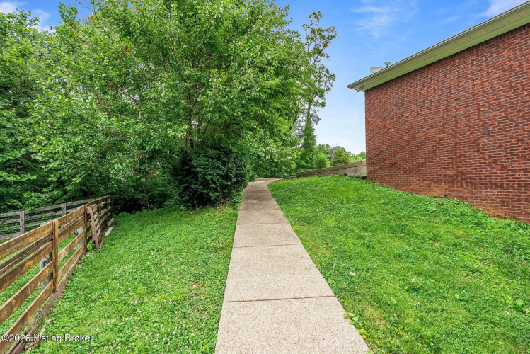 Listing Image 59