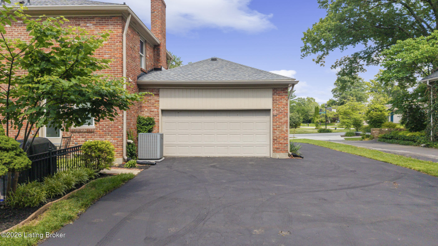 Listing Image 62