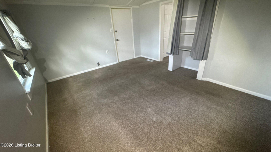 Listing Image 27