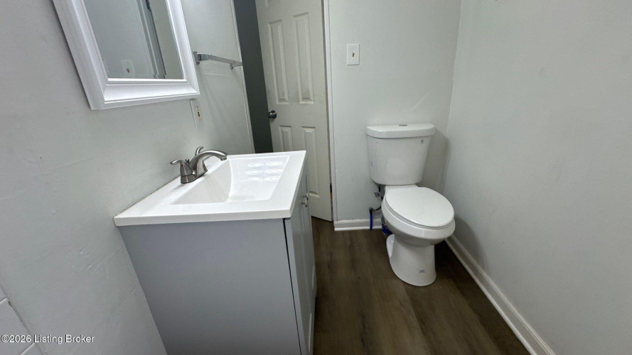 Listing Image 52