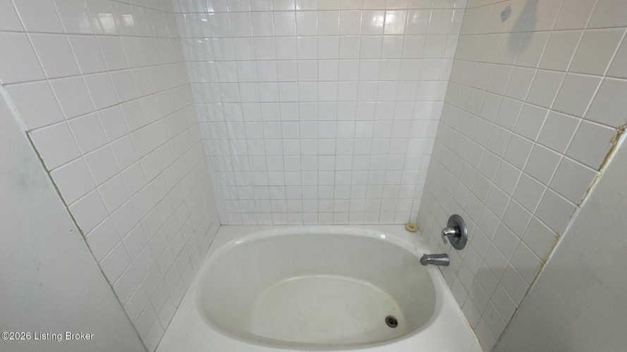 Listing Image 54