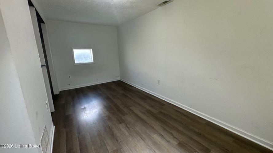 Listing Image 55