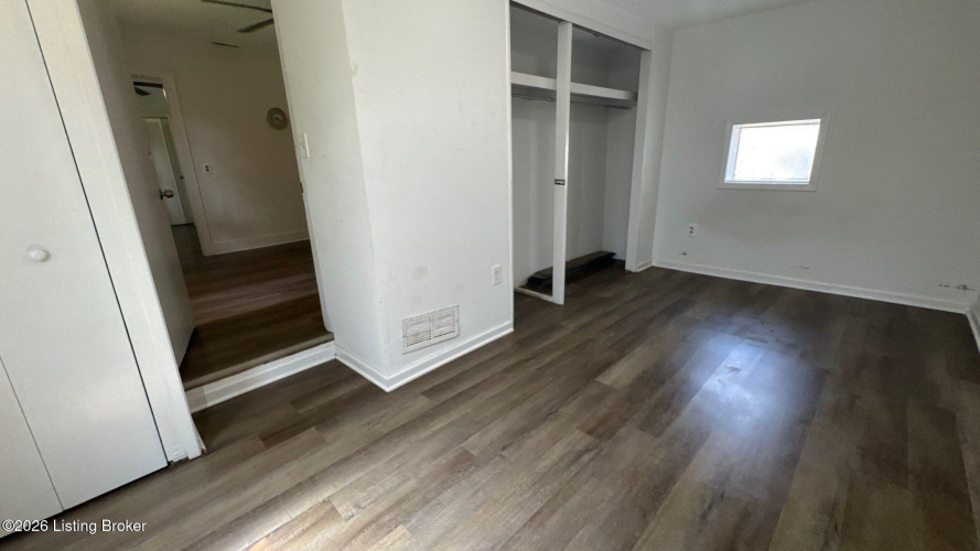 Listing Image 56