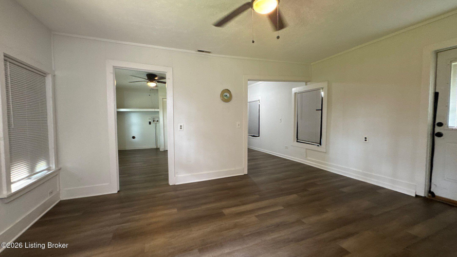 Listing Image 59