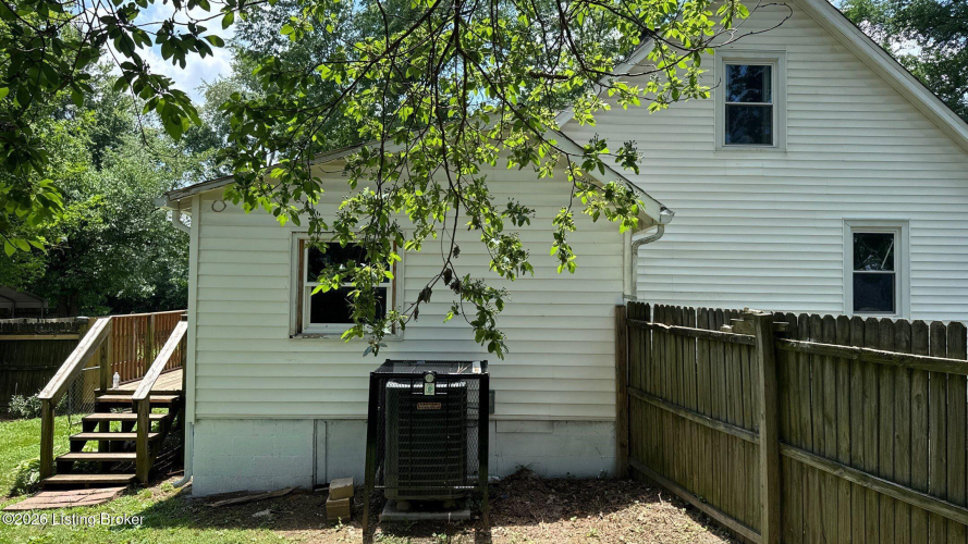 Listing Image 70