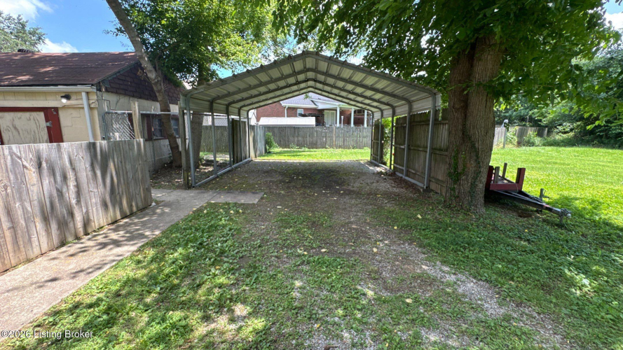 Listing Image 79
