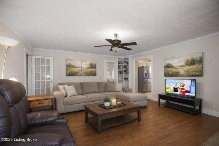Listing Image 13