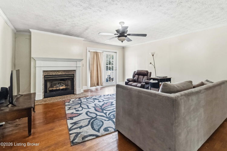 Listing Image 16