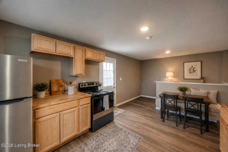 Listing Image 22