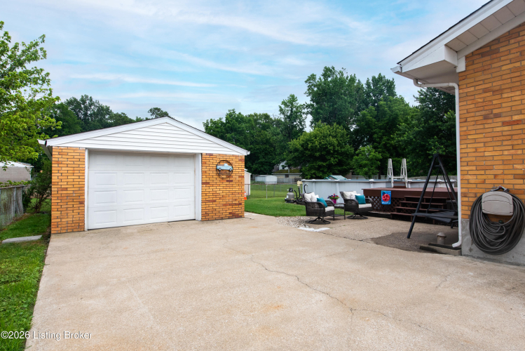 Listing Image 25