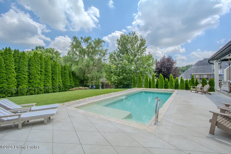 Listing Image 118