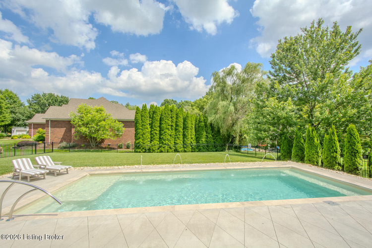 Listing Image 127