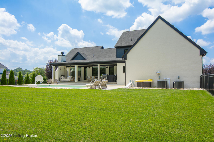 Listing Image 129