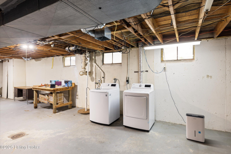 Listing Image 31