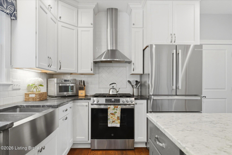 Listing Image 15