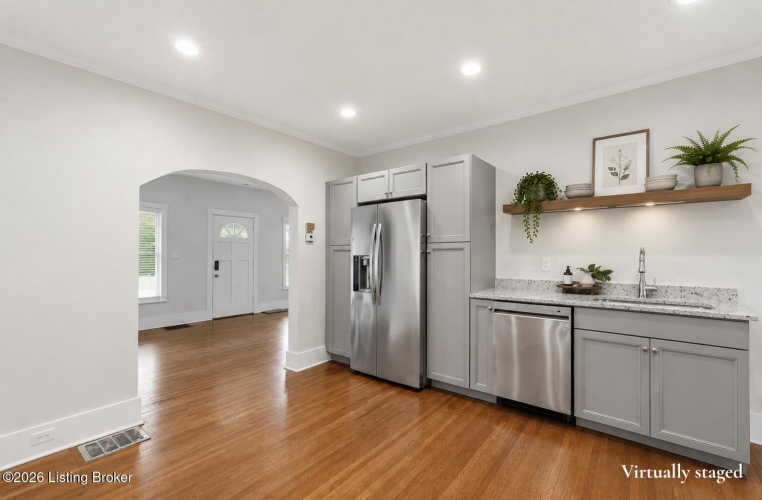 Listing Image 19