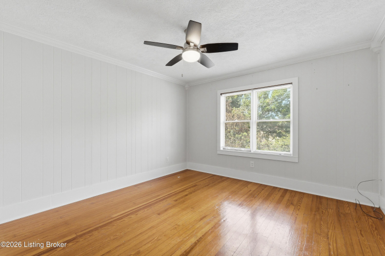 Listing Image 28