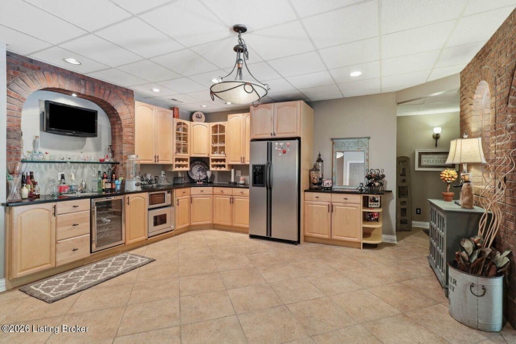 Listing Image 51