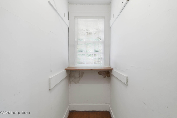 Listing Image 27