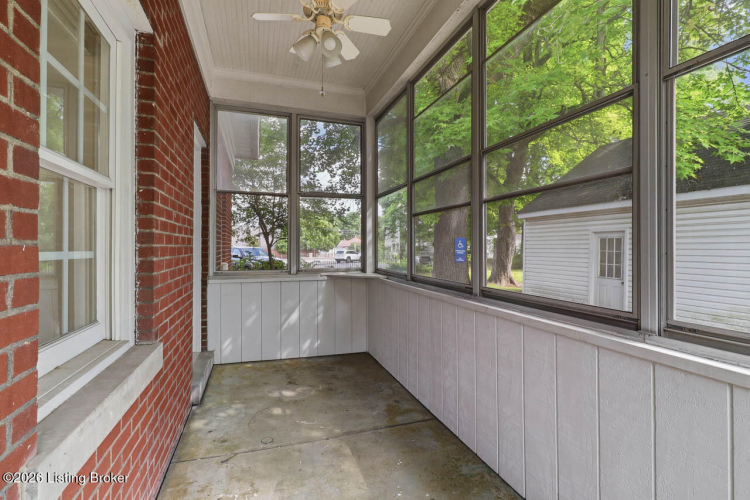 Listing Image 38