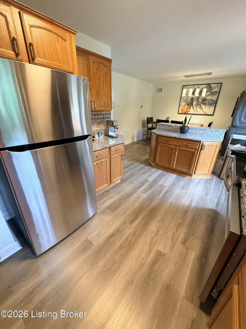 Listing Image 13