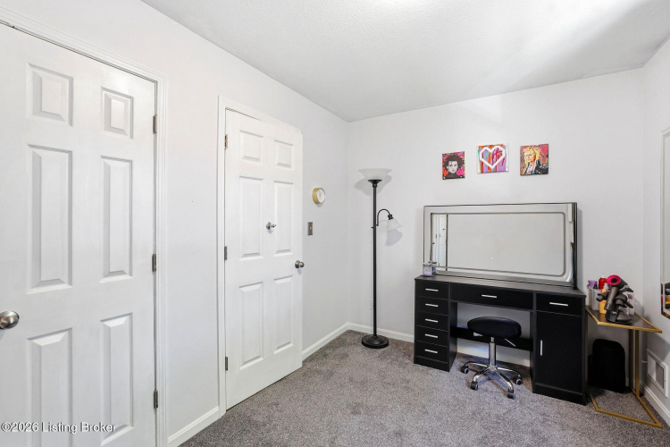 Listing Image 37