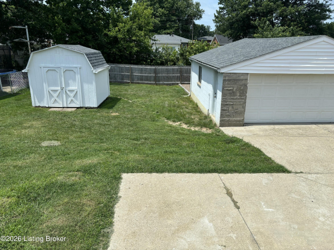 Listing Image 36