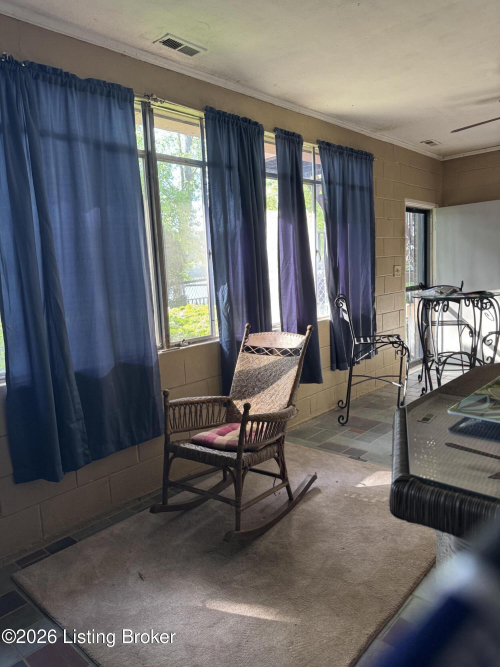 Listing Image 41