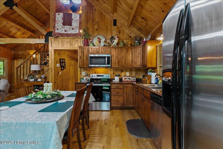 Listing Image 14