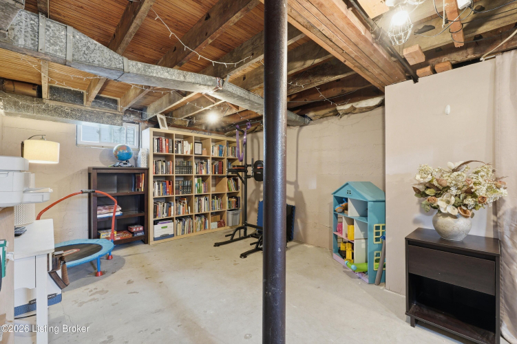 Listing Image 22