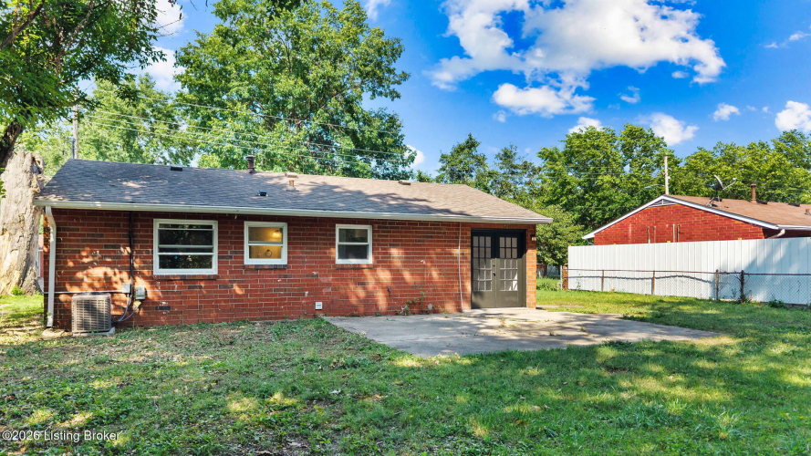 Listing Image 22
