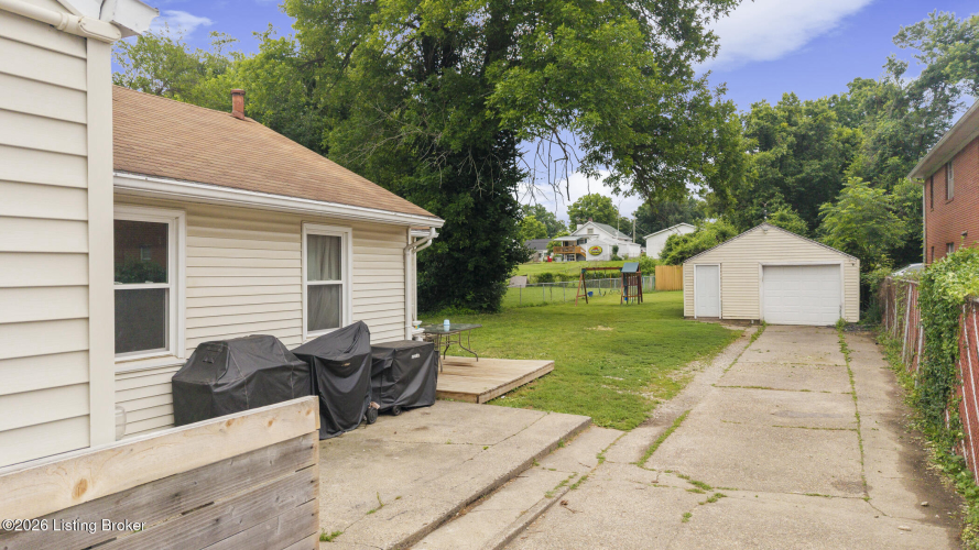Listing Image 23