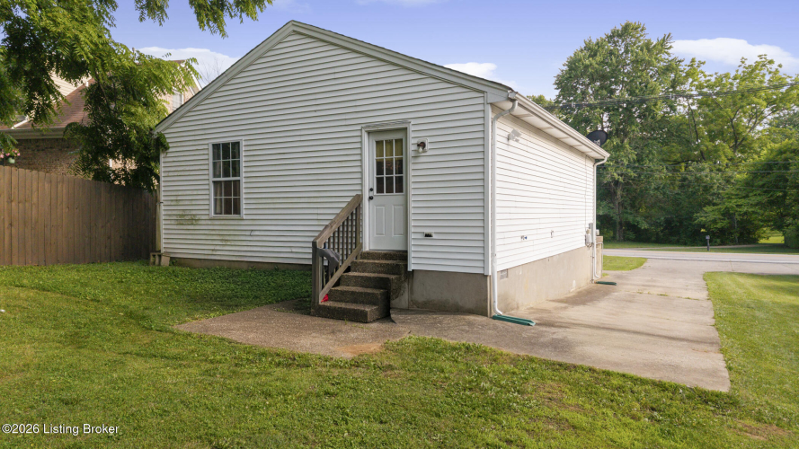 Listing Image 23