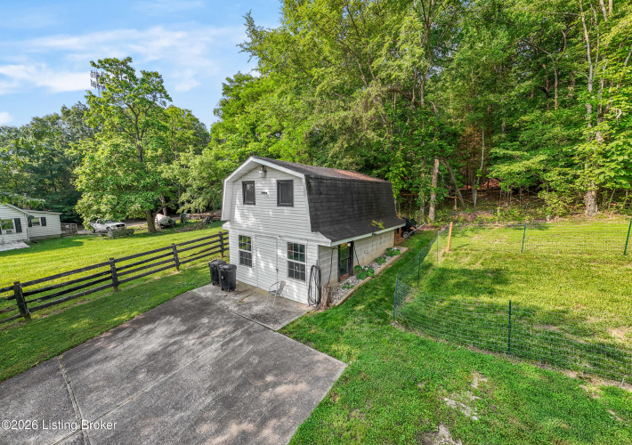 Listing Image 43