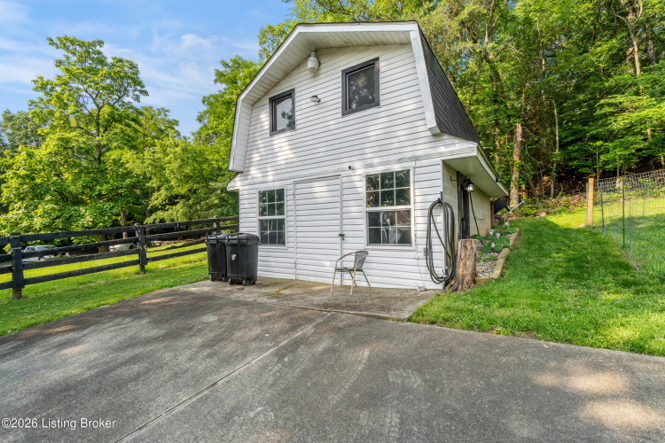 Listing Image 52