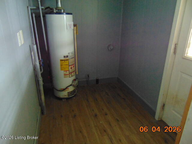 Listing Image 12