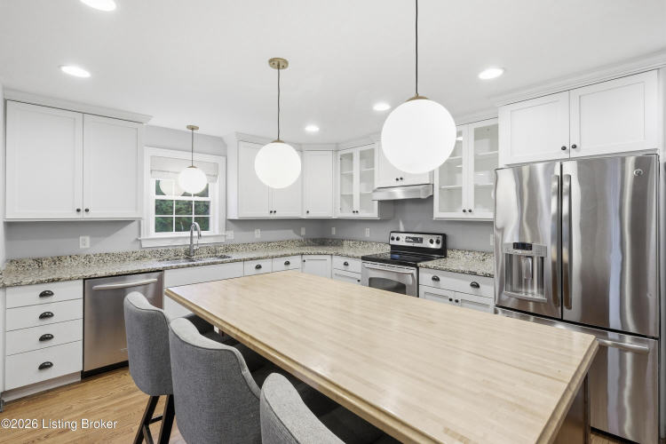 Listing Image 15