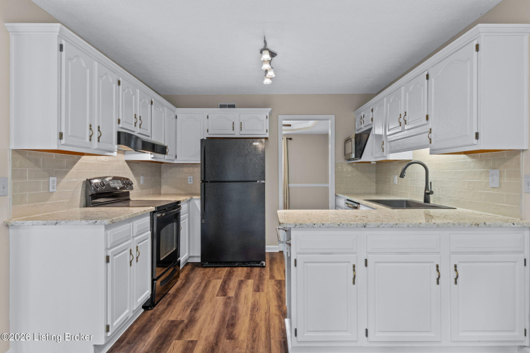Listing Image 14