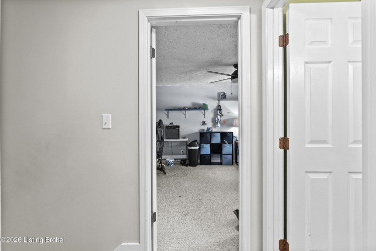 Listing Image 37