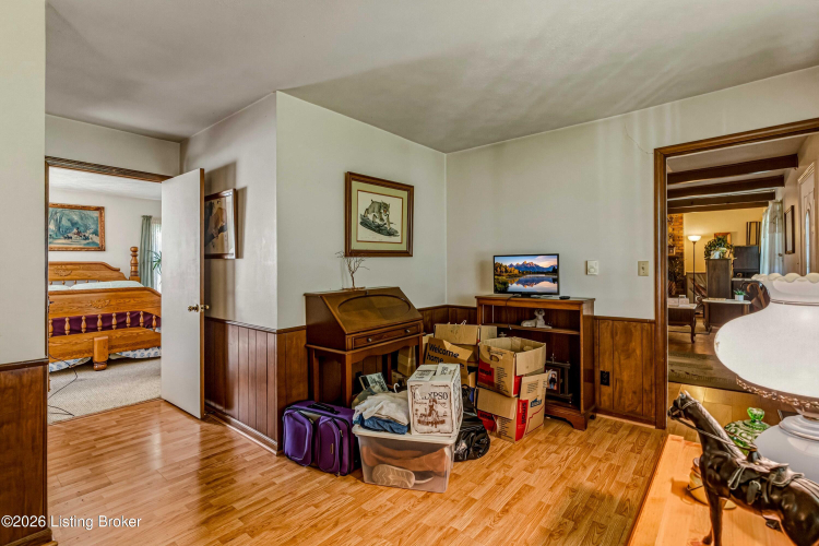 Listing Image 58