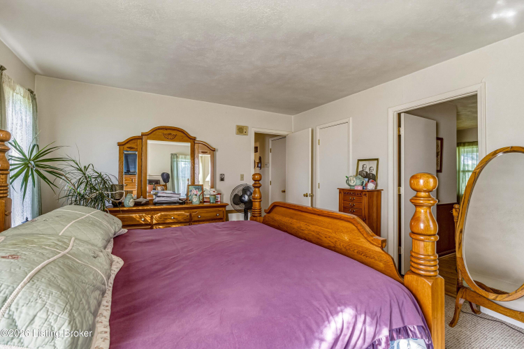 Listing Image 59