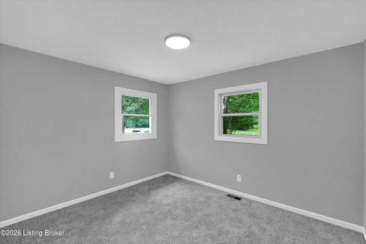 Listing Image 27