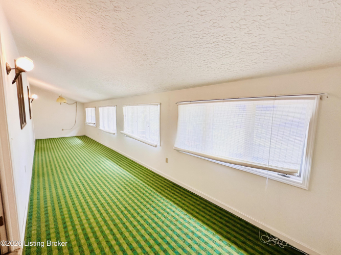 Listing Image 55