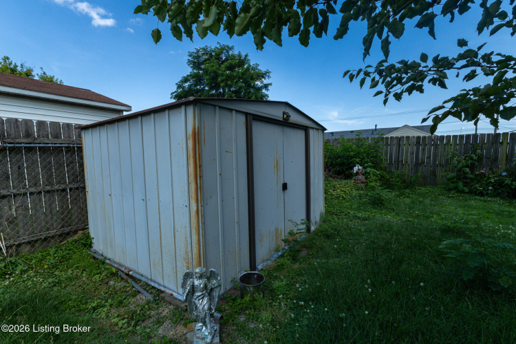 Listing Image 19