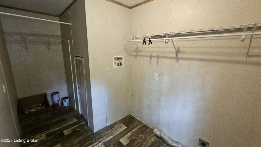 Listing Image 55