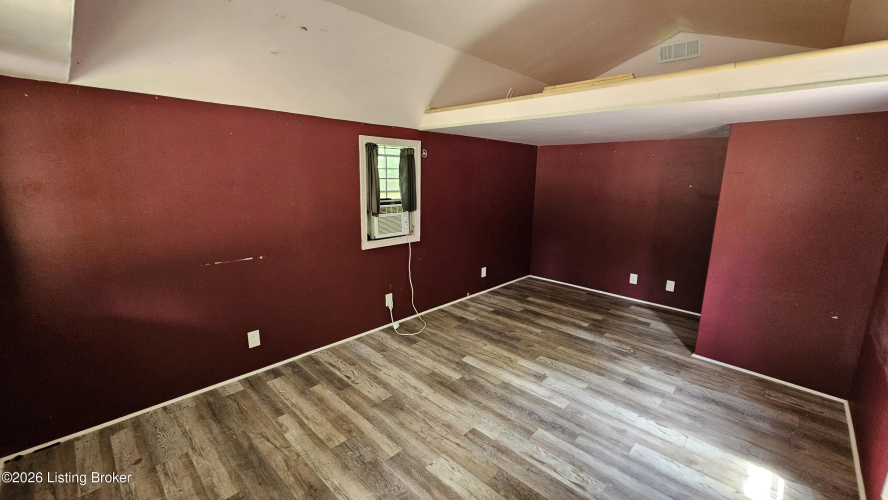 Listing Image 83