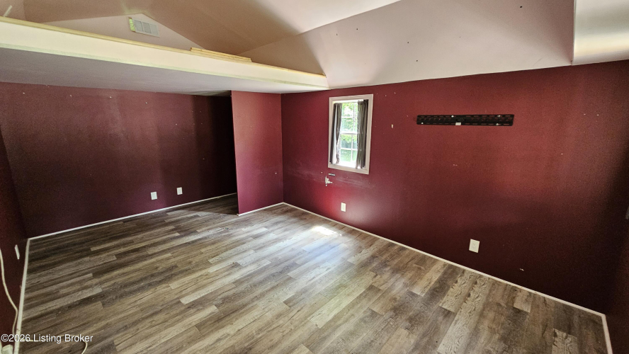 Listing Image 84