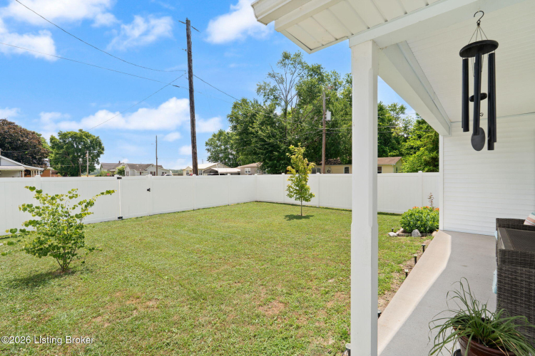 Listing Image 7