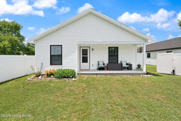 Listing Image 9